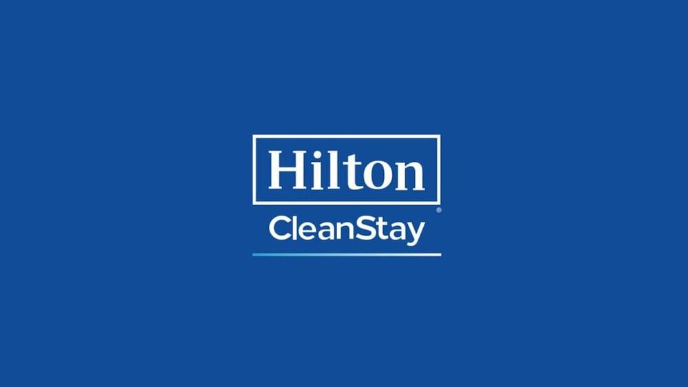 Hampton Inn & Suites Cedar Rapids Εξωτερικό φωτογραφία