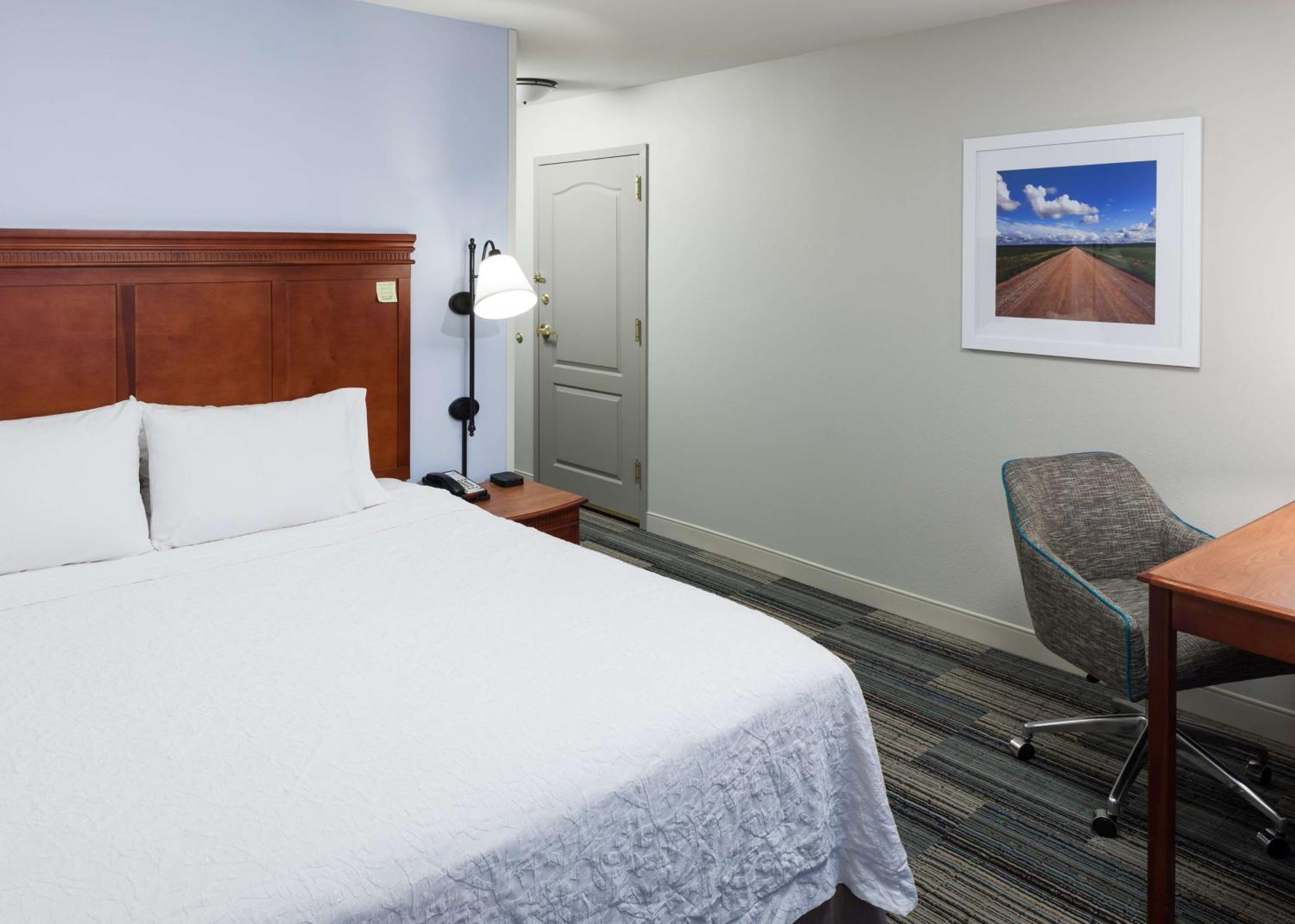 Hampton Inn & Suites Cedar Rapids Εξωτερικό φωτογραφία